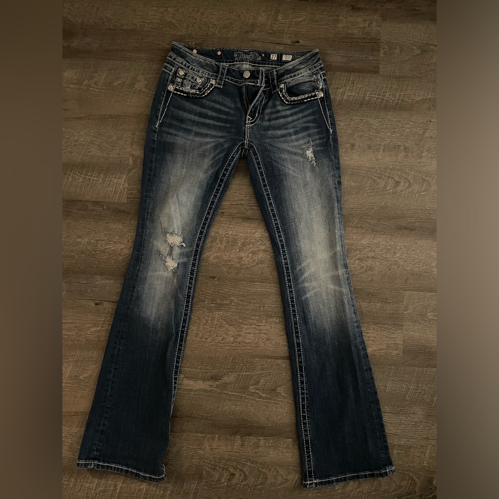 Miss Me Size 27 Bootcut Lowrise Jeans